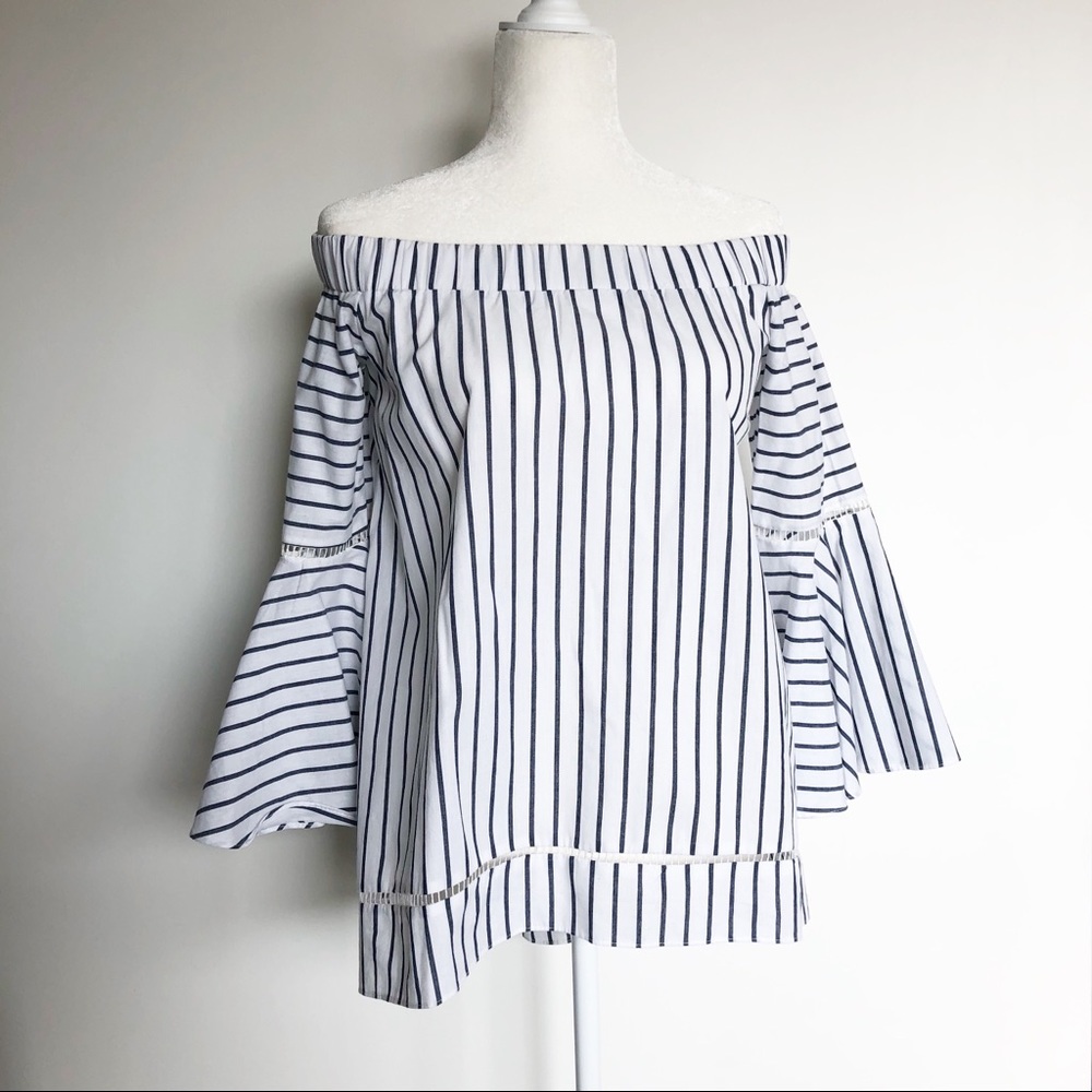 SHEIN Off the Shoulder High-low Bell Sleeve Top M